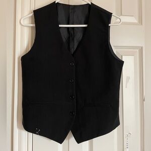 Boy 4 button formal vest M